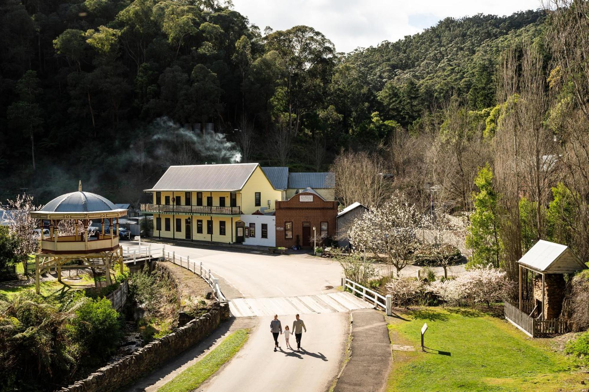 Walhalla'S Star Hotel ภายนอก รูปภาพ