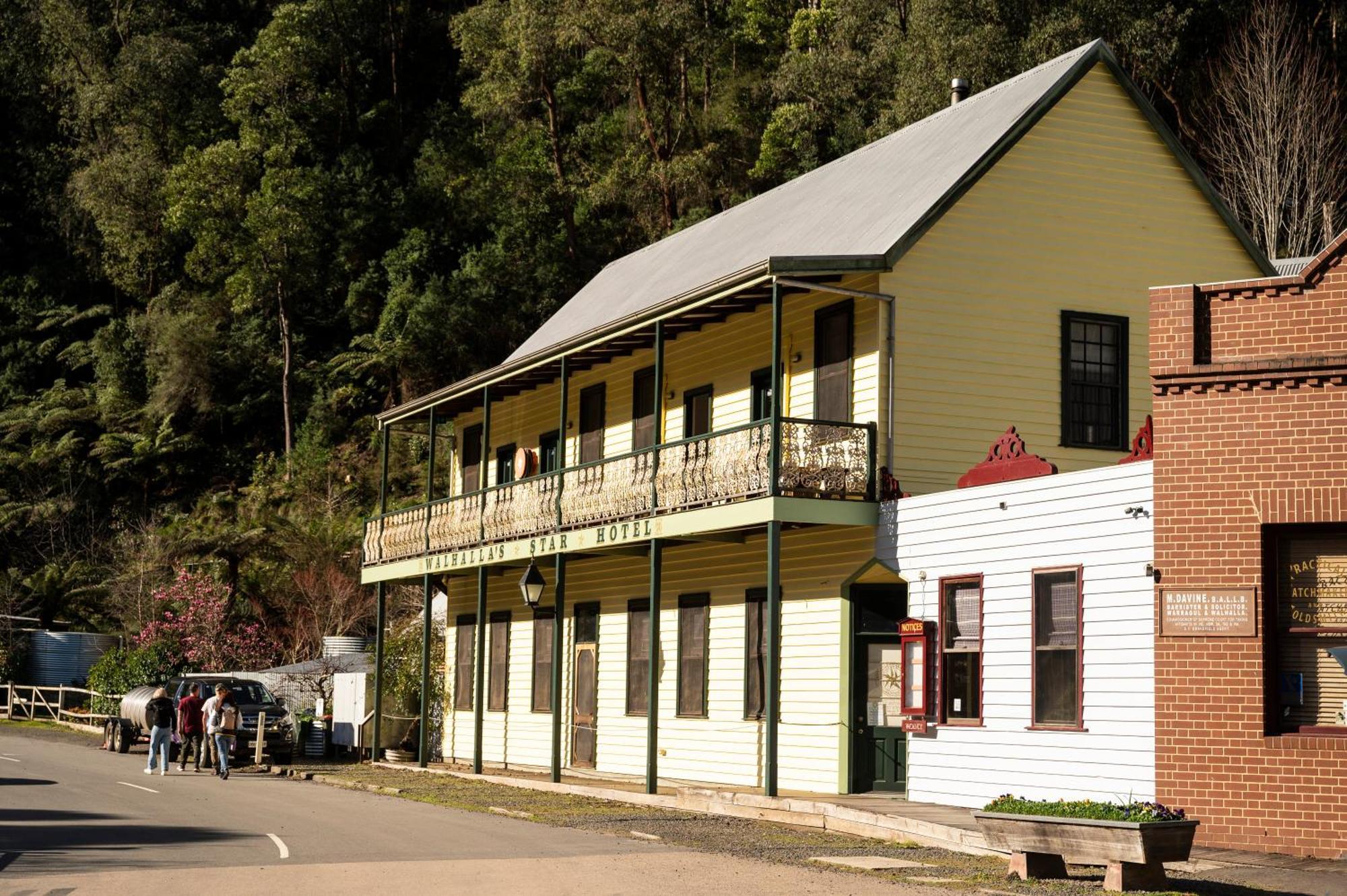 Walhalla'S Star Hotel ภายนอก รูปภาพ