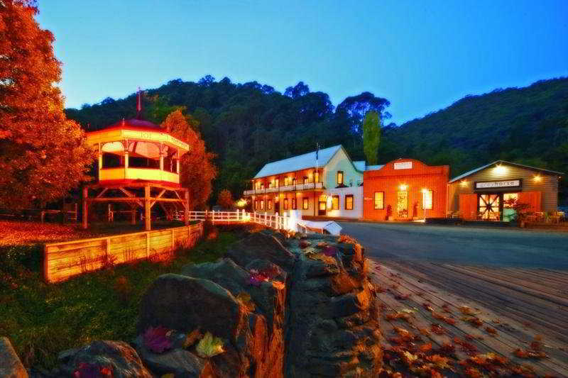 Walhalla'S Star Hotel ภายนอก รูปภาพ